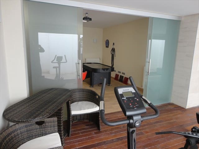 4 soveværelse Villa til leje i Banos y Mendigo - € 1.800 (Ref: 8020416)