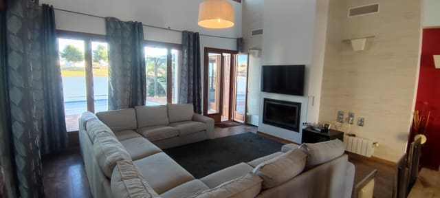 4 bedroom Villa for rent in Baños y Mendigo, Murcia city - € 1,800 (Ref: 8020416)