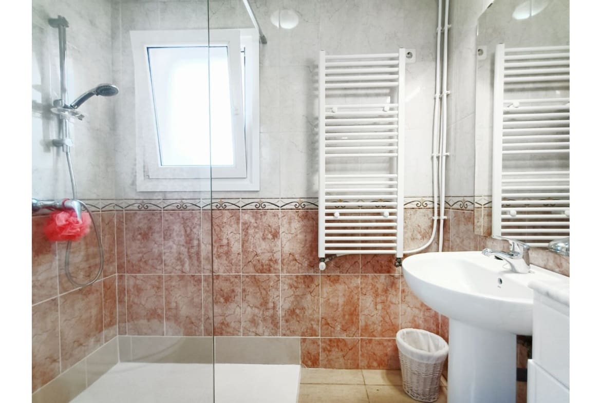 6 bedroom Villa for sale in Gea y Truyols - € 565,000 (Ref: 8220272)