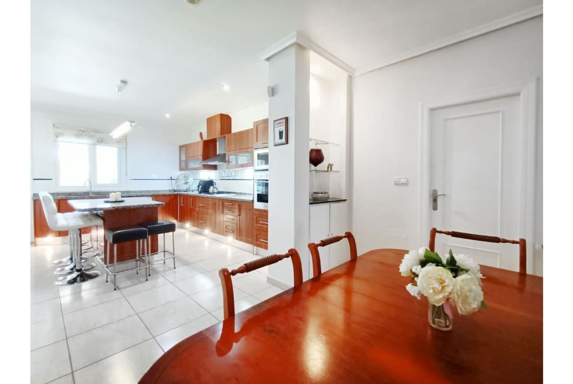 6 bedroom Villa for sale in Gea y Truyols - € 565,000 (Ref: 8220272)