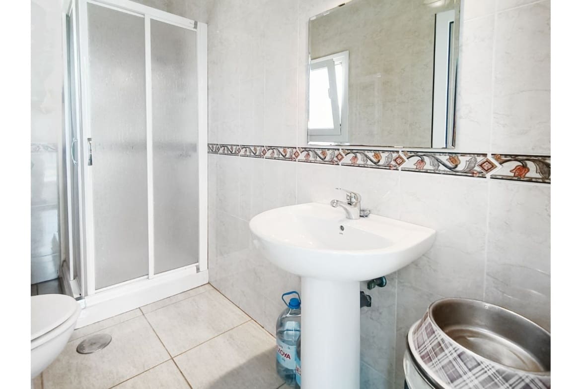 6 bedroom Villa for sale in Gea y Truyols - € 565,000 (Ref: 8220272)