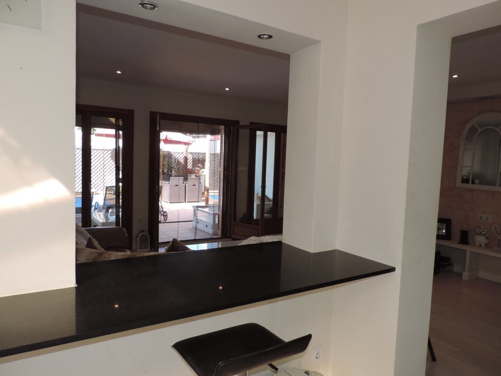 4 soveværelse Villa til leje i El Valle Golf Resort - € 1.800 (Ref: 8383411)