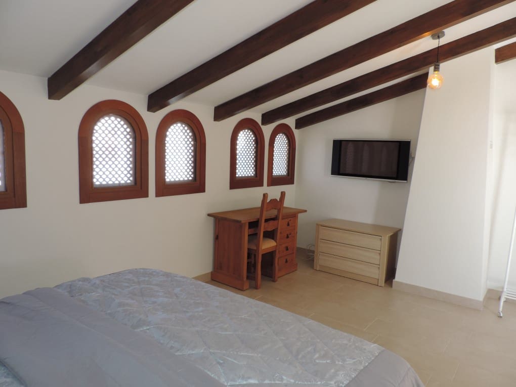 4 soveværelse Villa til leje i El Valle Golf Resort - € 1.800 (Ref: 8383411)