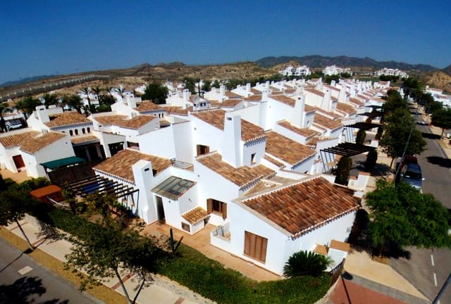 4 bedroom Villa for rent in El Valle Golf Resort, Murcia city - € 1,800 (Ref: 8383411)