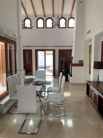 3 bedroom Villa for rent in El Valle Golf Resort, Murcia city - € 1,200 (Ref: 8383416)