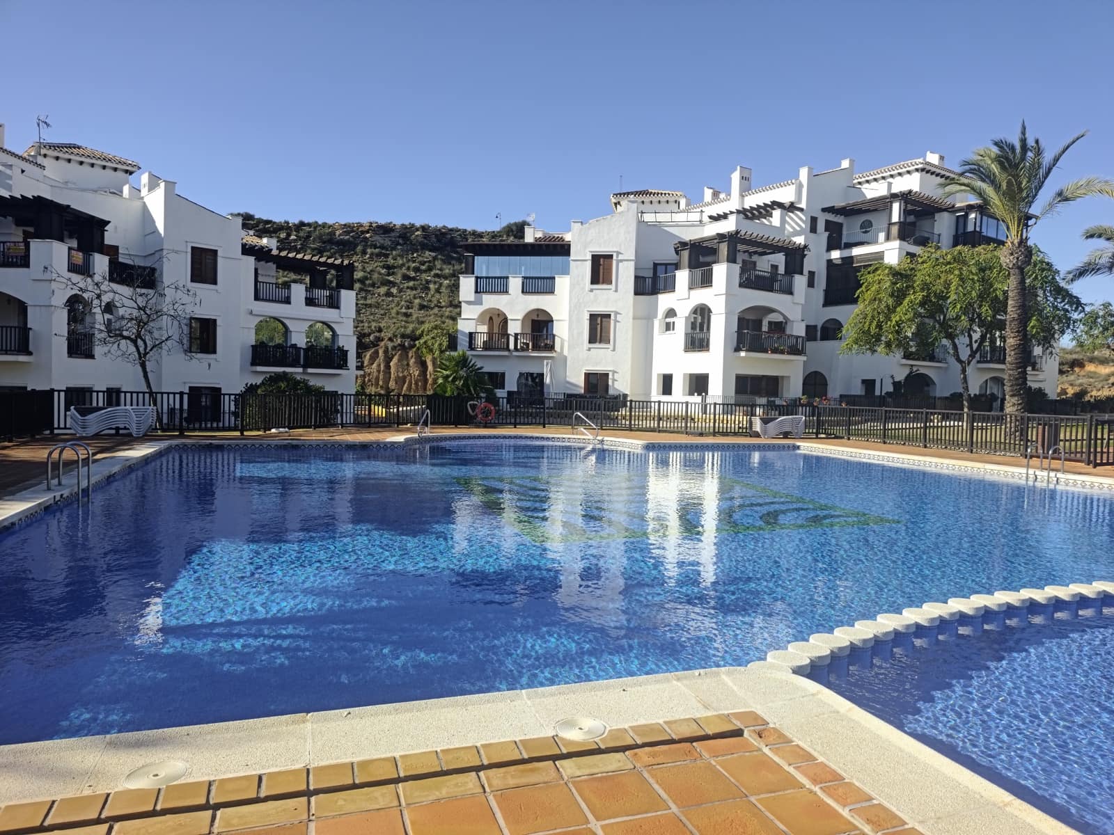 Apartamento de 2 habitaciones en El Valle Golf Resort en venta con piscina garaje - 189.000 € (Ref: 9486574)