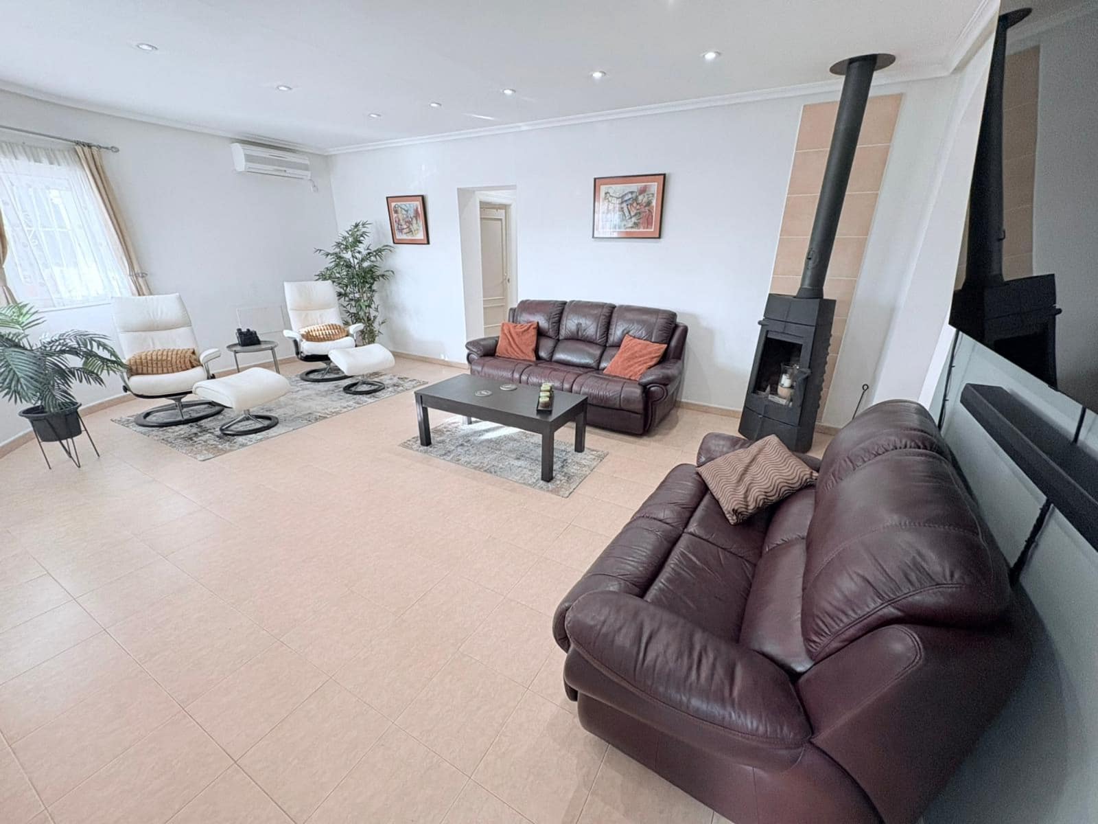 3 soverom Villa til salgs i Gea y Truyols med svømmebasseng garasje - € 375 000 (Ref: 10042269)