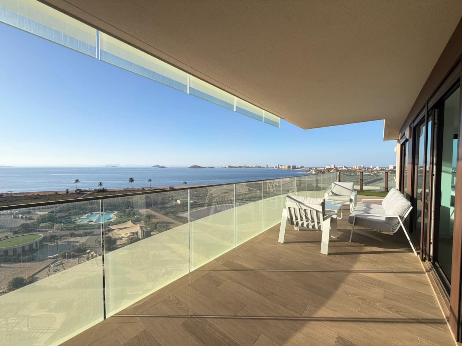 3 soverom Penthouse til salgs i Playa Honda med svømmebasseng garasje - € 565 000 (Ref: 10057717)