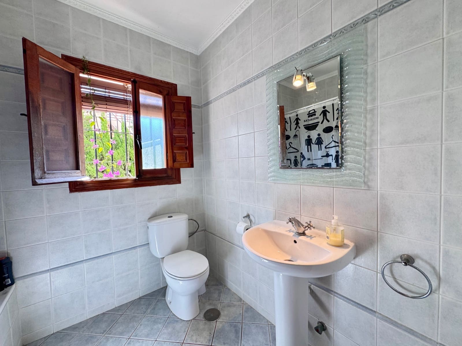 4 soveværelse Villa til salg i Orihuela Costa med swimmingpool garage - € 699.000 (Ref: 10063060)