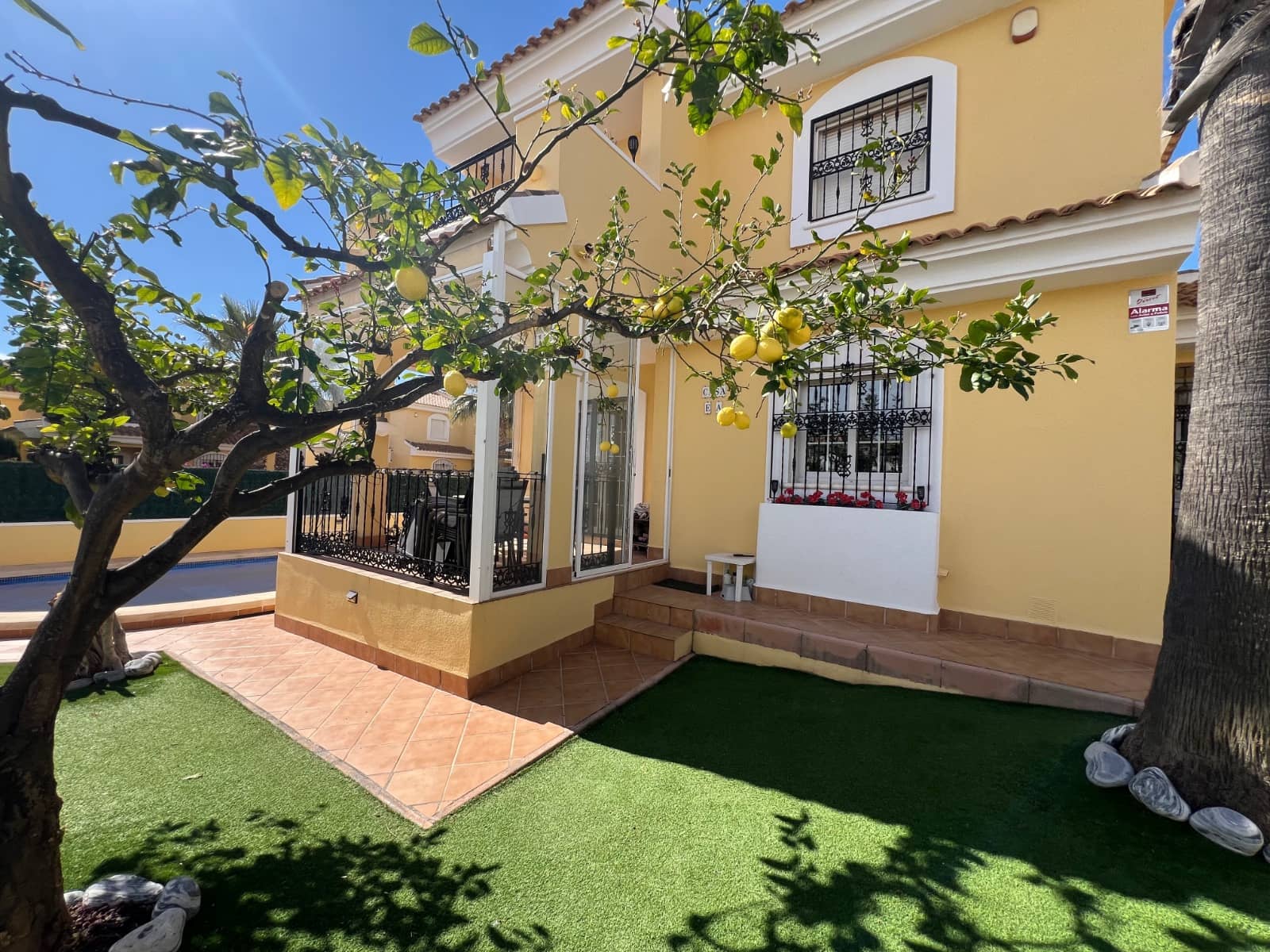 3 sypialnia Willa na sprzedaż w Orihuela Costa z basenem - 429 950 € (Ref: 10063088)