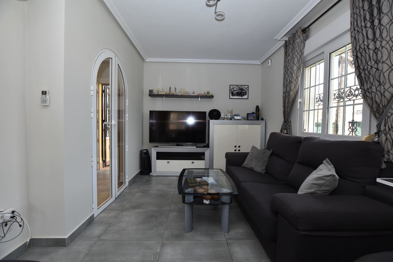 3 sypialnia Willa na sprzedaż w Orihuela Costa z basenem - 429 950 € (Ref: 10063088)