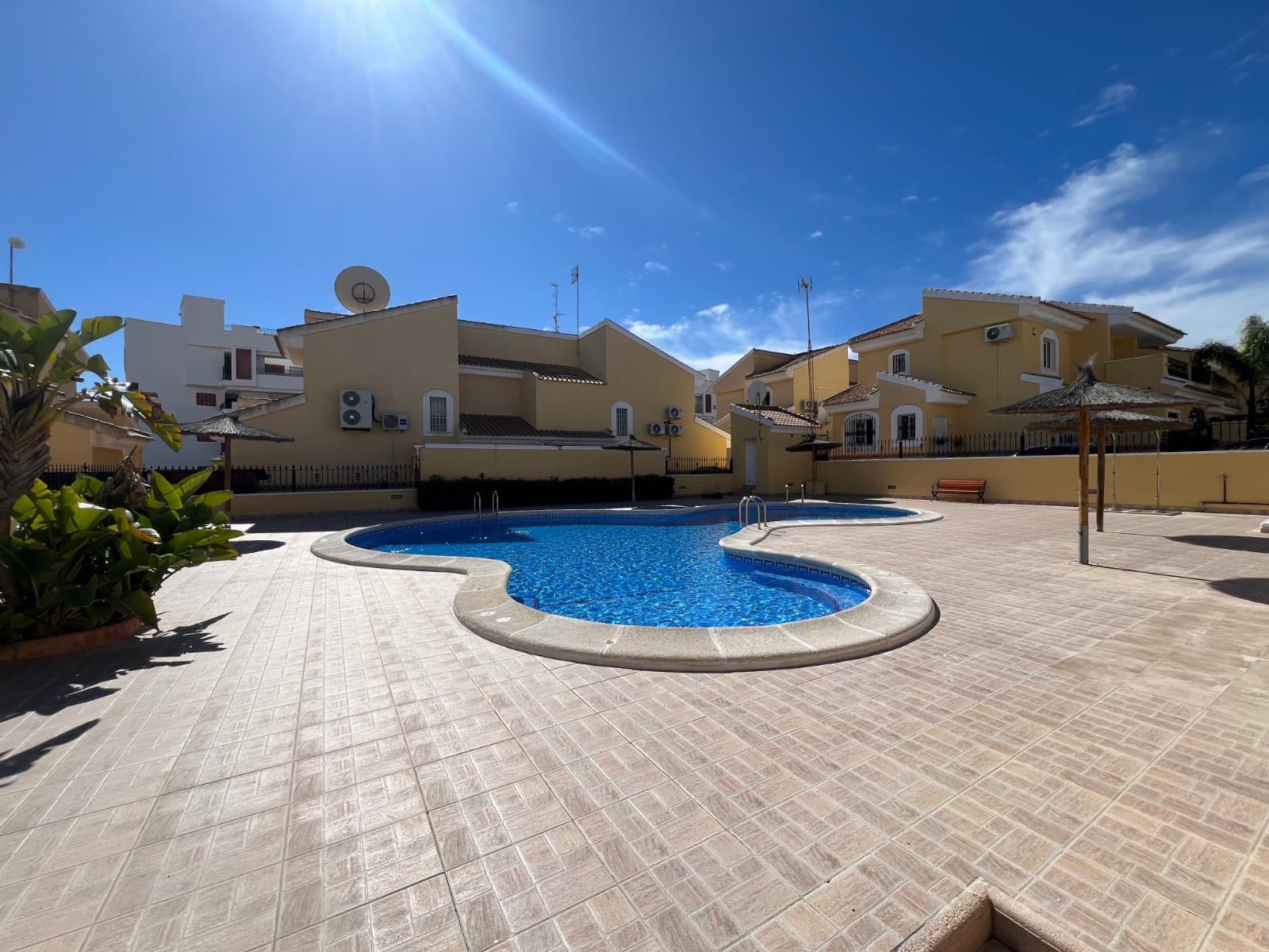 3 sypialnia Willa na sprzedaż w Orihuela Costa z basenem - 429 950 € (Ref: 10063088)
