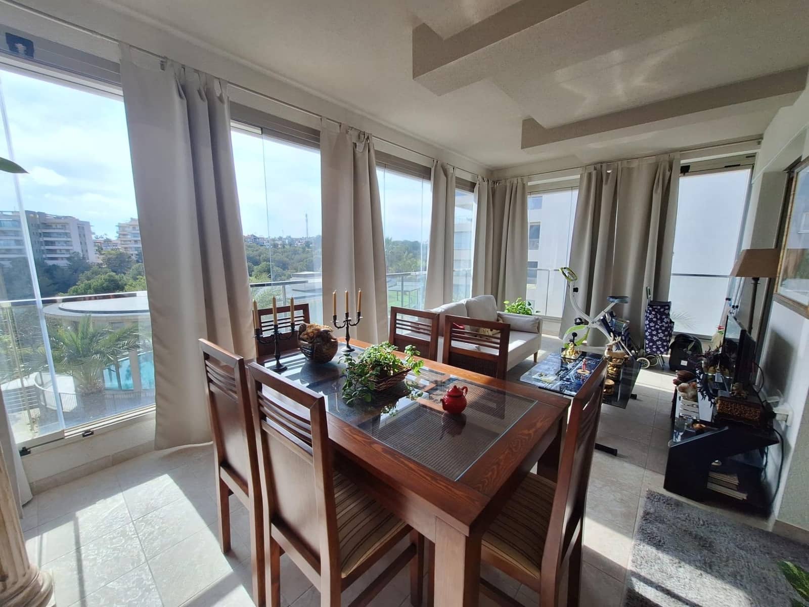 Apartamento de 3 habitaciones en Orihuela Costa en venta con piscina garaje - 290.000 € (Ref: 10063178)