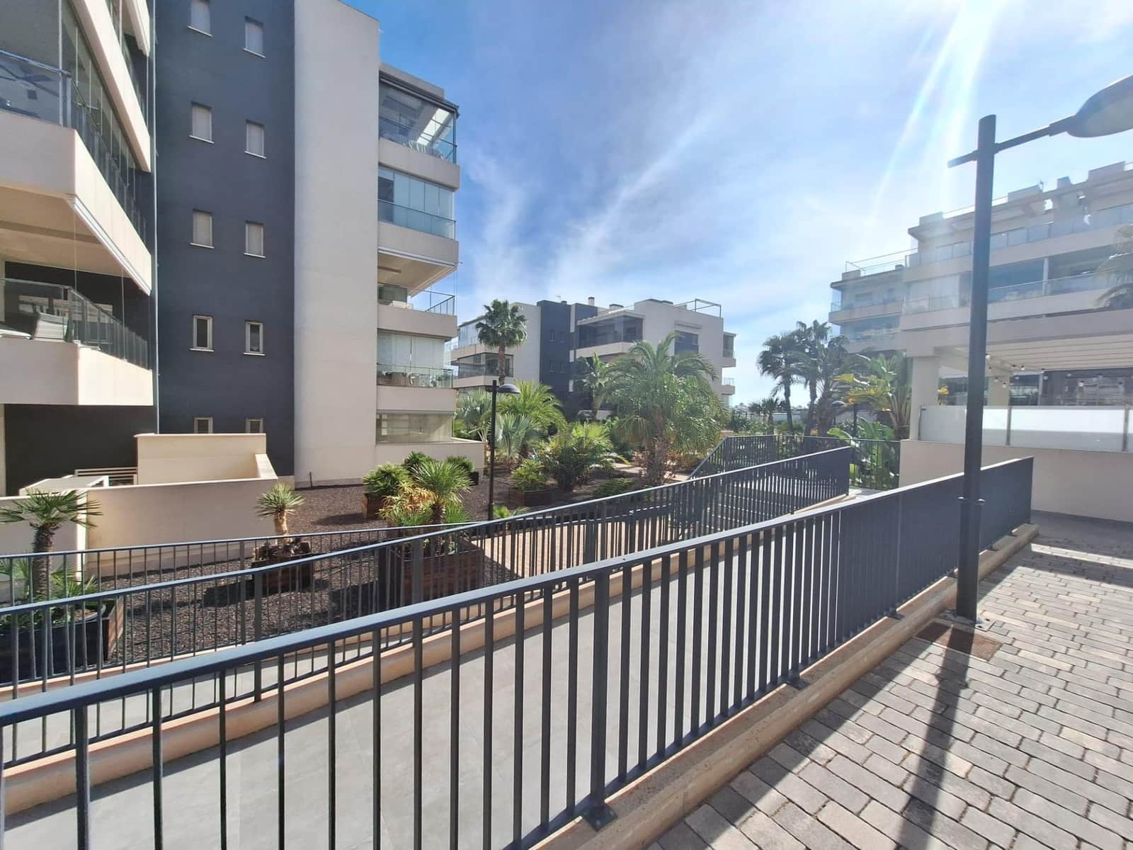 Apartamento de 3 habitaciones en Orihuela Costa en venta con piscina garaje - 290.000 € (Ref: 10063178)