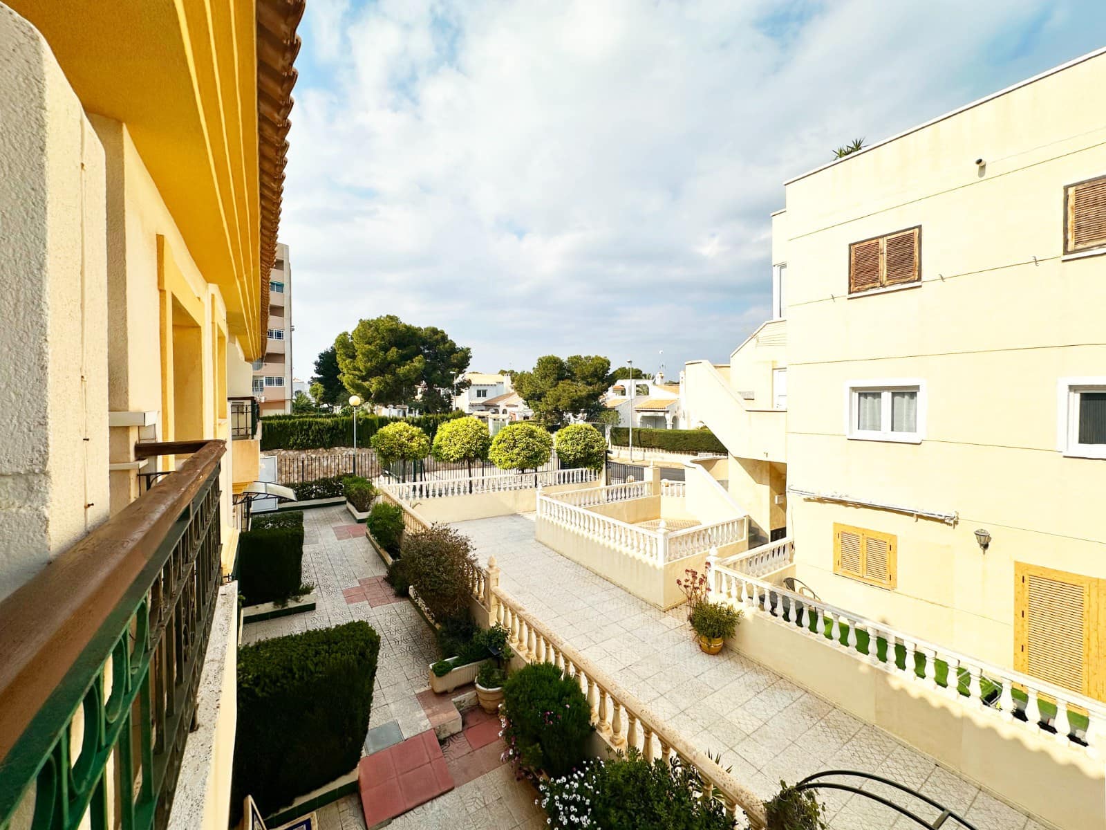 3 sypialnia Willa na sprzedaż w Orihuela Costa z basenem garażem - 250 000 € (Ref: 10063209)