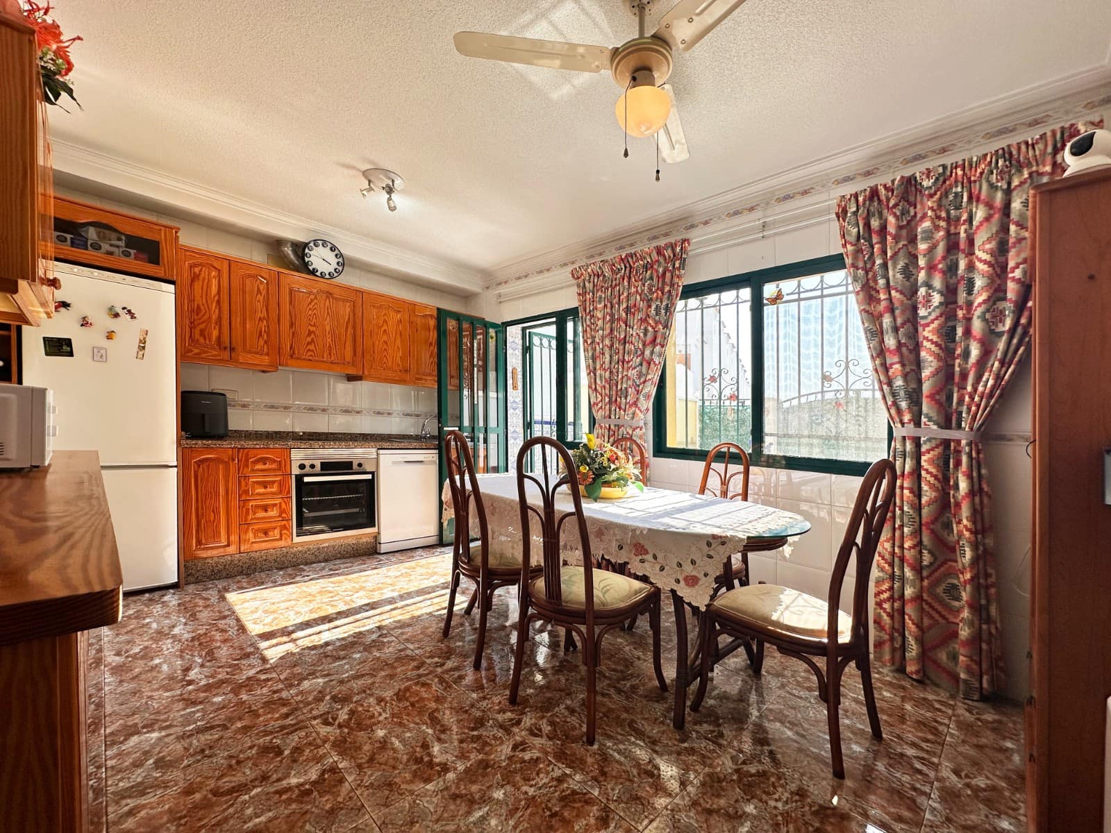 3 sypialnia Willa na sprzedaż w Orihuela Costa z basenem garażem - 250 000 € (Ref: 10063209)