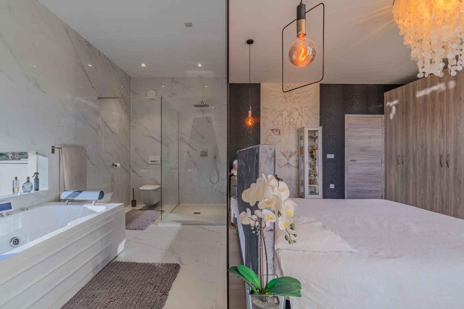 Chalet de 4 habitaciones en Benijófar en venta con piscina - 1.250.000 € (Ref: 10063224)