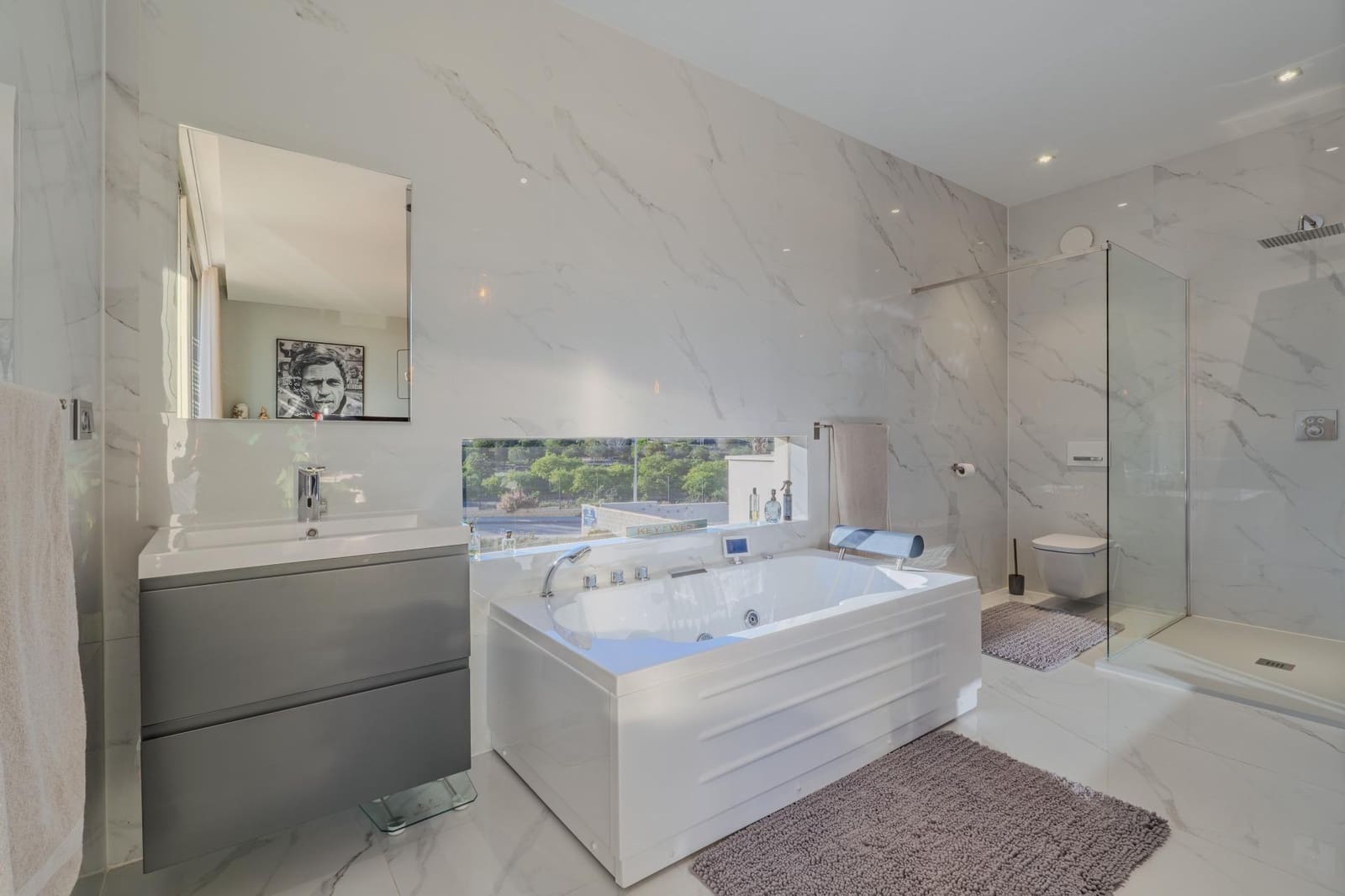 Chalet de 4 habitaciones en Benijófar en venta con piscina - 1.250.000 € (Ref: 10063224)