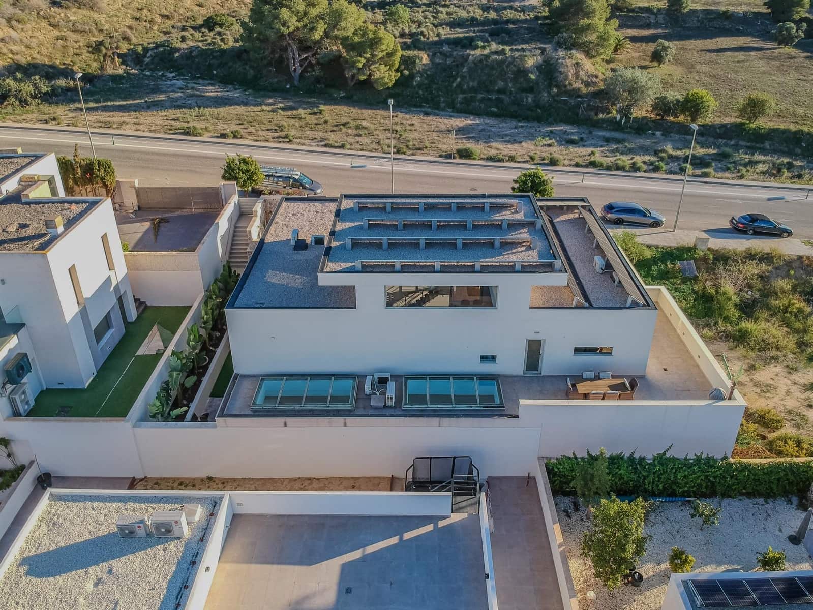 Chalet de 4 habitaciones en Benijófar en venta con piscina - 1.250.000 € (Ref: 10063224)