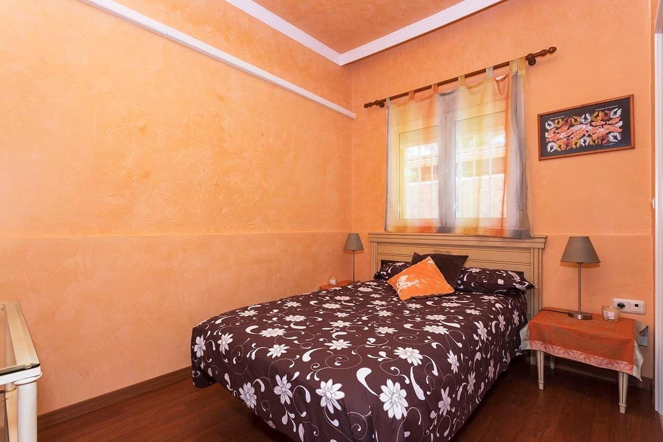 5 sypialnia Willa na sprzedaż w Orihuela Costa z basenem garażem - 1 250 000 € (Ref: 10063266)