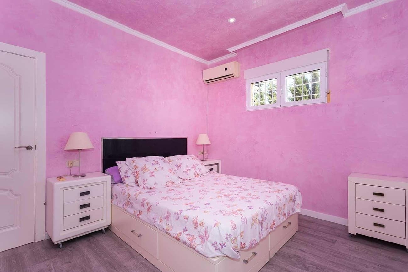 5 sypialnia Willa na sprzedaż w Orihuela Costa z basenem garażem - 1 250 000 € (Ref: 10063266)