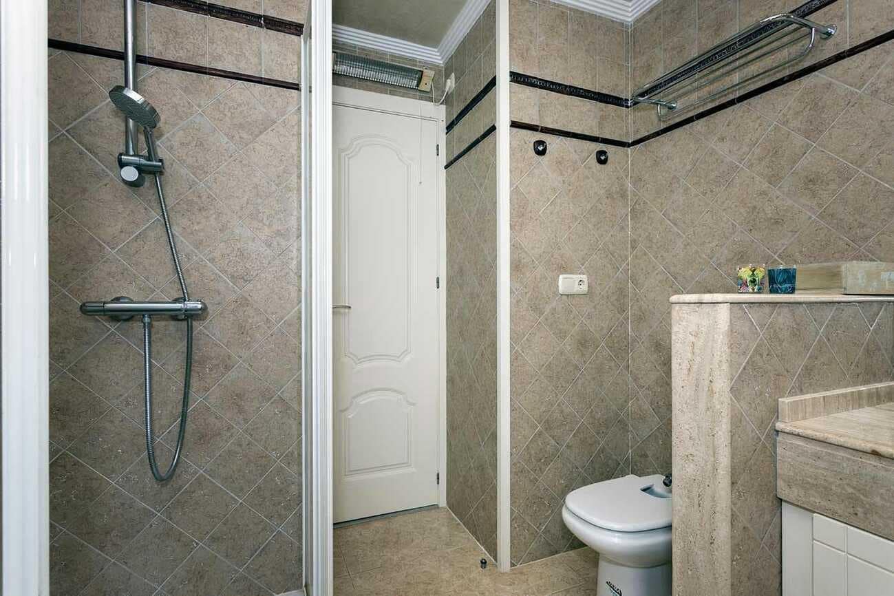 5 sypialnia Willa na sprzedaż w Orihuela Costa z basenem garażem - 1 250 000 € (Ref: 10063266)