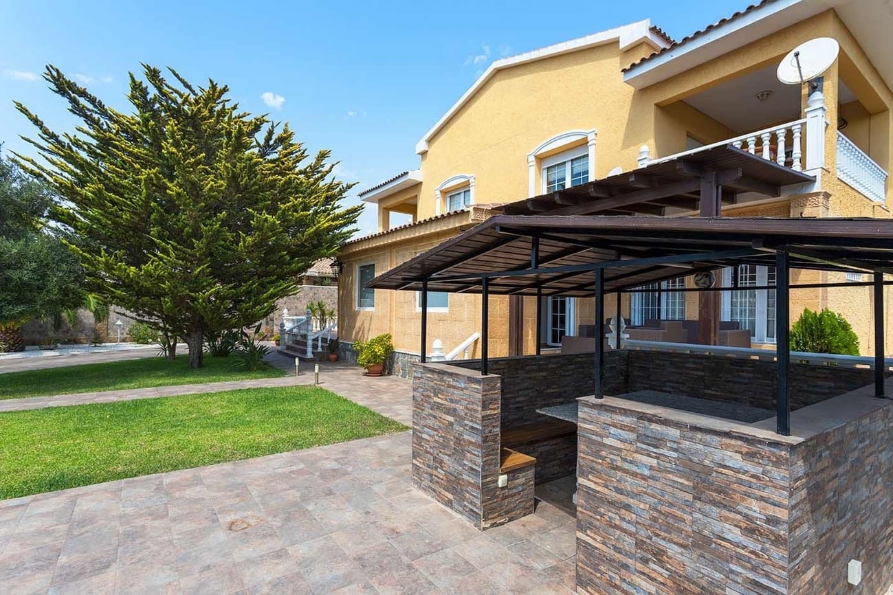 5 sypialnia Willa na sprzedaż w Orihuela Costa z basenem garażem - 1 250 000 € (Ref: 10063266)