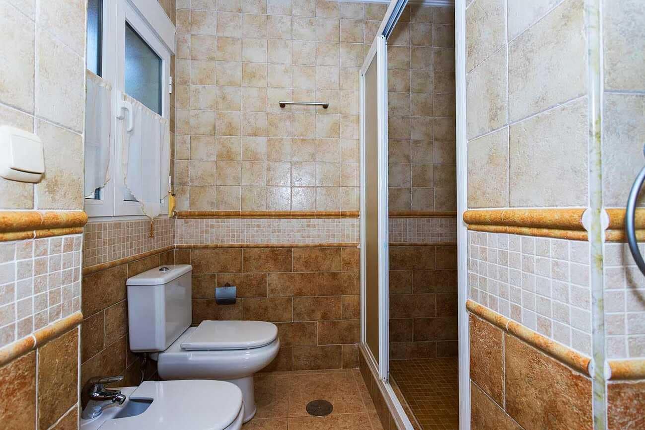 5 sypialnia Willa na sprzedaż w Orihuela Costa z basenem garażem - 1 250 000 € (Ref: 10063266)