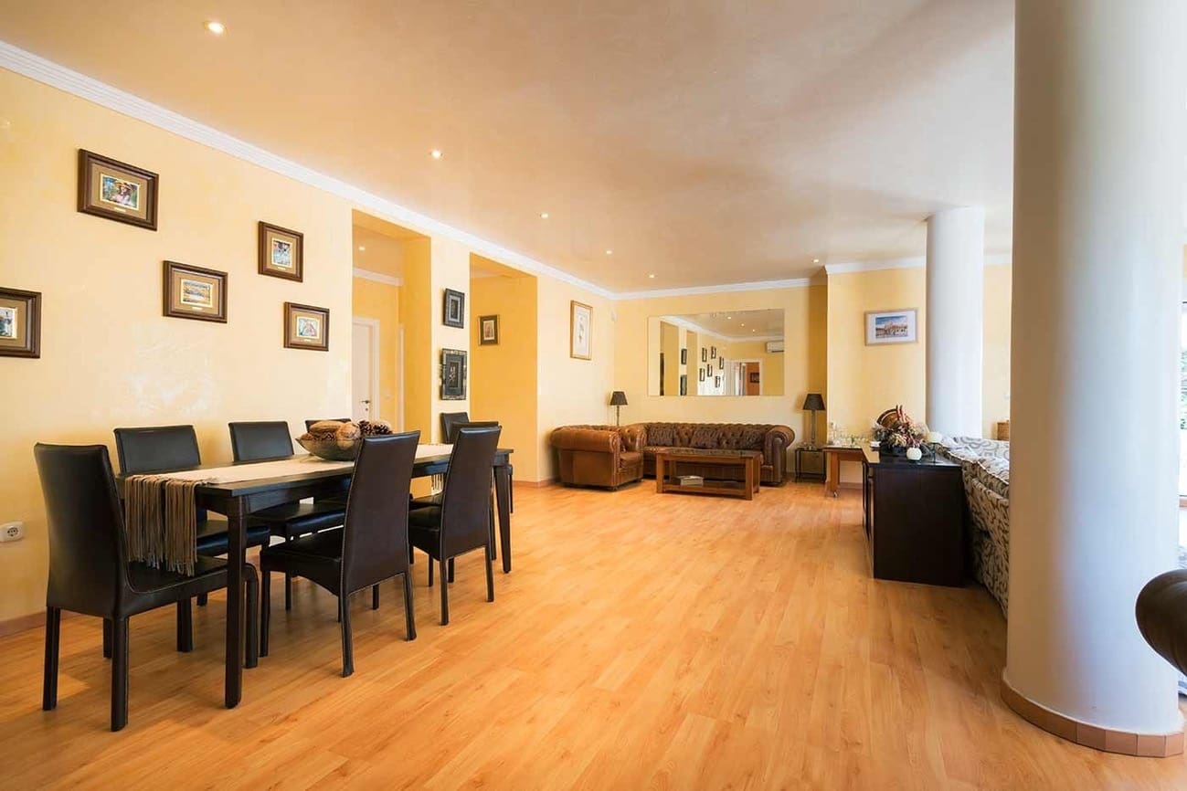 5 sypialnia Willa na sprzedaż w Orihuela Costa z basenem garażem - 1 250 000 € (Ref: 10063266)