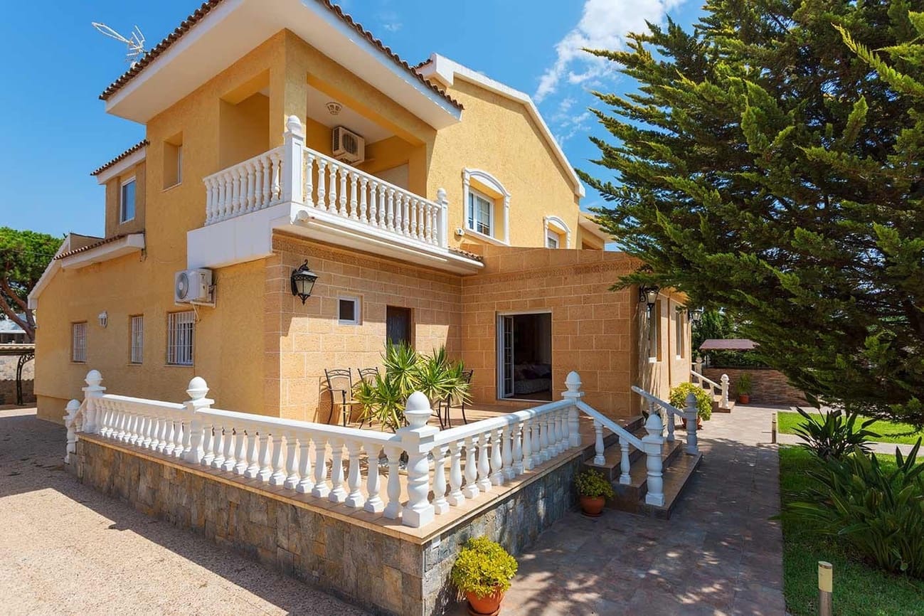 5 sypialnia Willa na sprzedaż w Orihuela Costa z basenem garażem - 1 250 000 € (Ref: 10063266)
