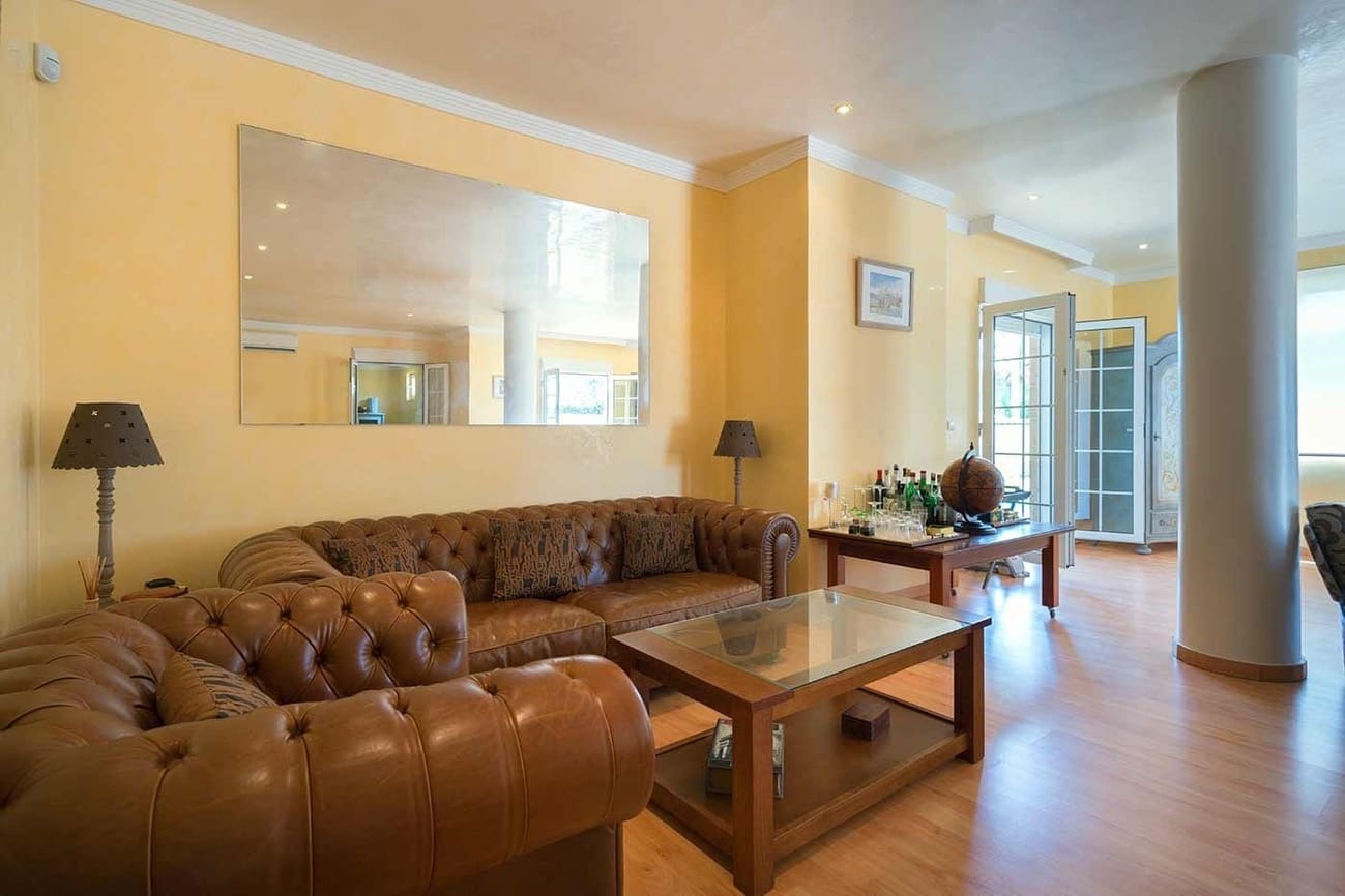 5 sypialnia Willa na sprzedaż w Orihuela Costa z basenem garażem - 1 250 000 € (Ref: 10063266)