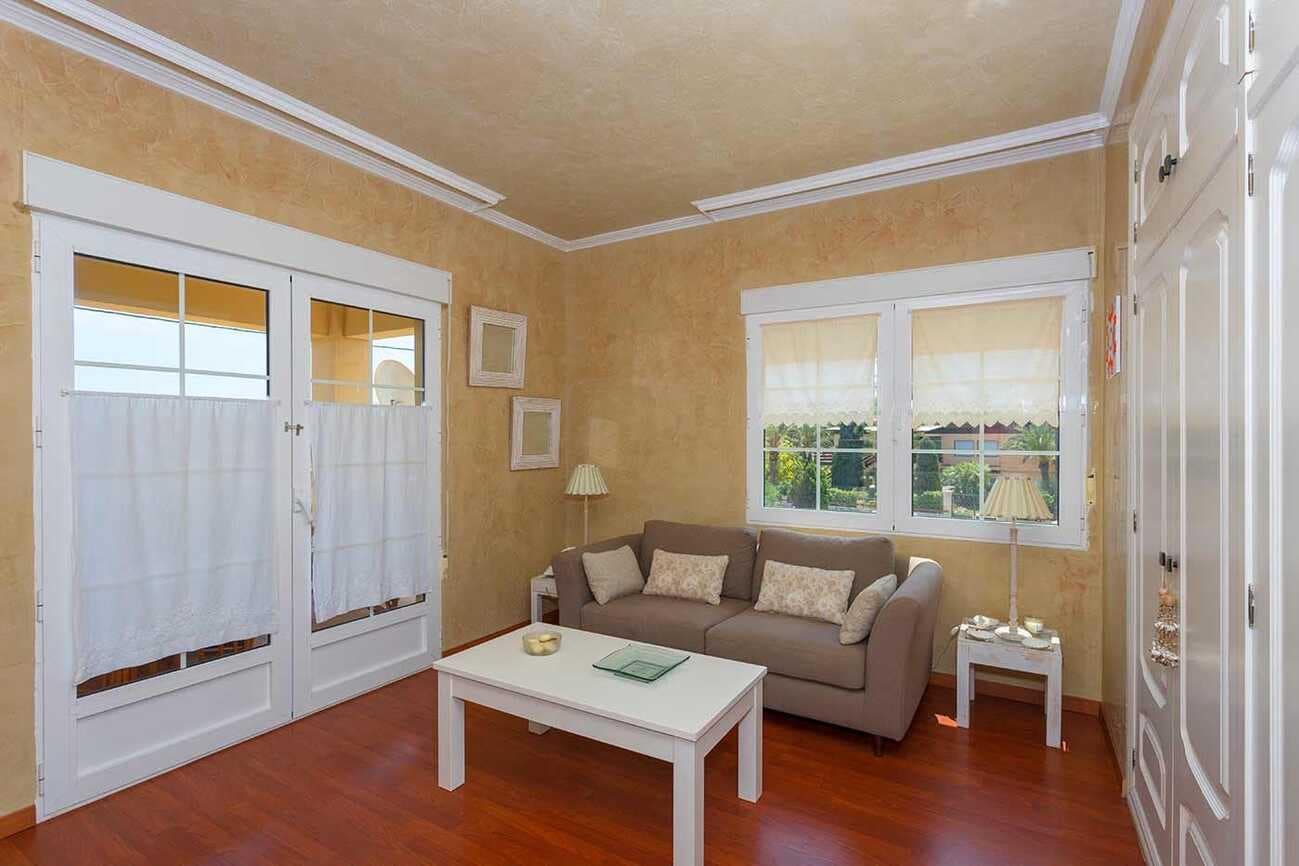 5 sypialnia Willa na sprzedaż w Orihuela Costa z basenem garażem - 1 250 000 € (Ref: 10063266)
