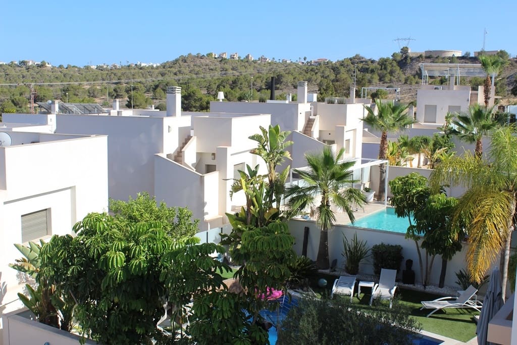 3 bedroom Villa for sale in San Miguel de Salinas with pool garage - € 429,000 (Ref: 10063270)