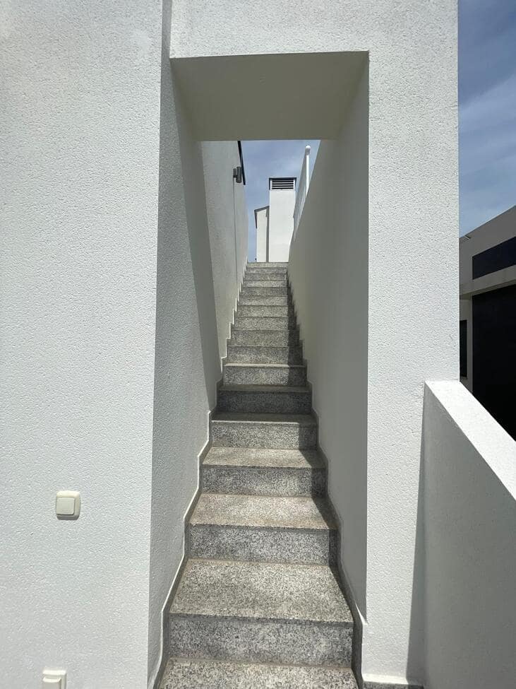 Chalet de 3 habitaciones en Benijófar en venta con piscina - 469.000 € (Ref: 10063292)