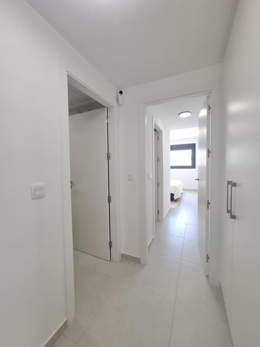 Apartamento de 3 habitaciones en Orihuela Costa en venta con piscina garaje - 390.000 € (Ref: 10063296)