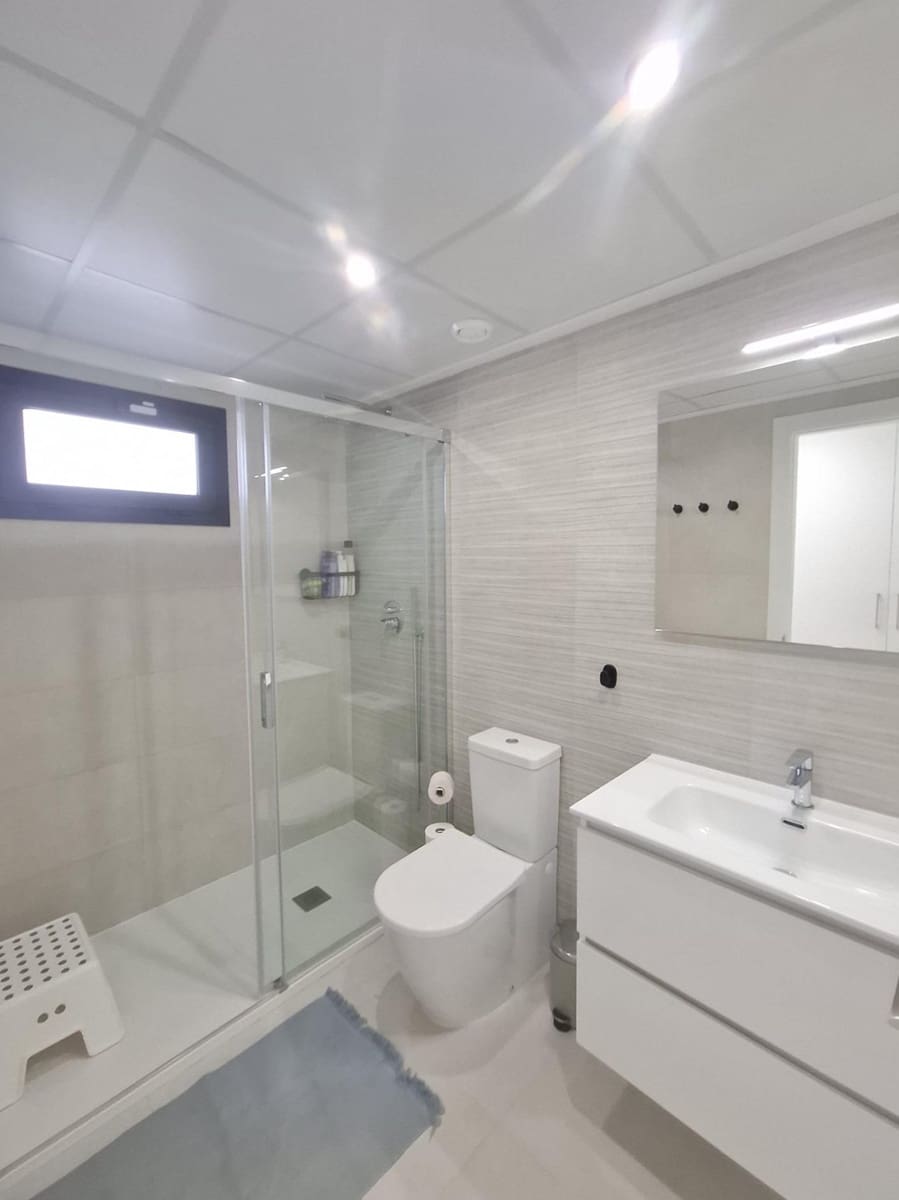 Apartamento de 3 habitaciones en Orihuela Costa en venta con piscina garaje - 390.000 € (Ref: 10063296)