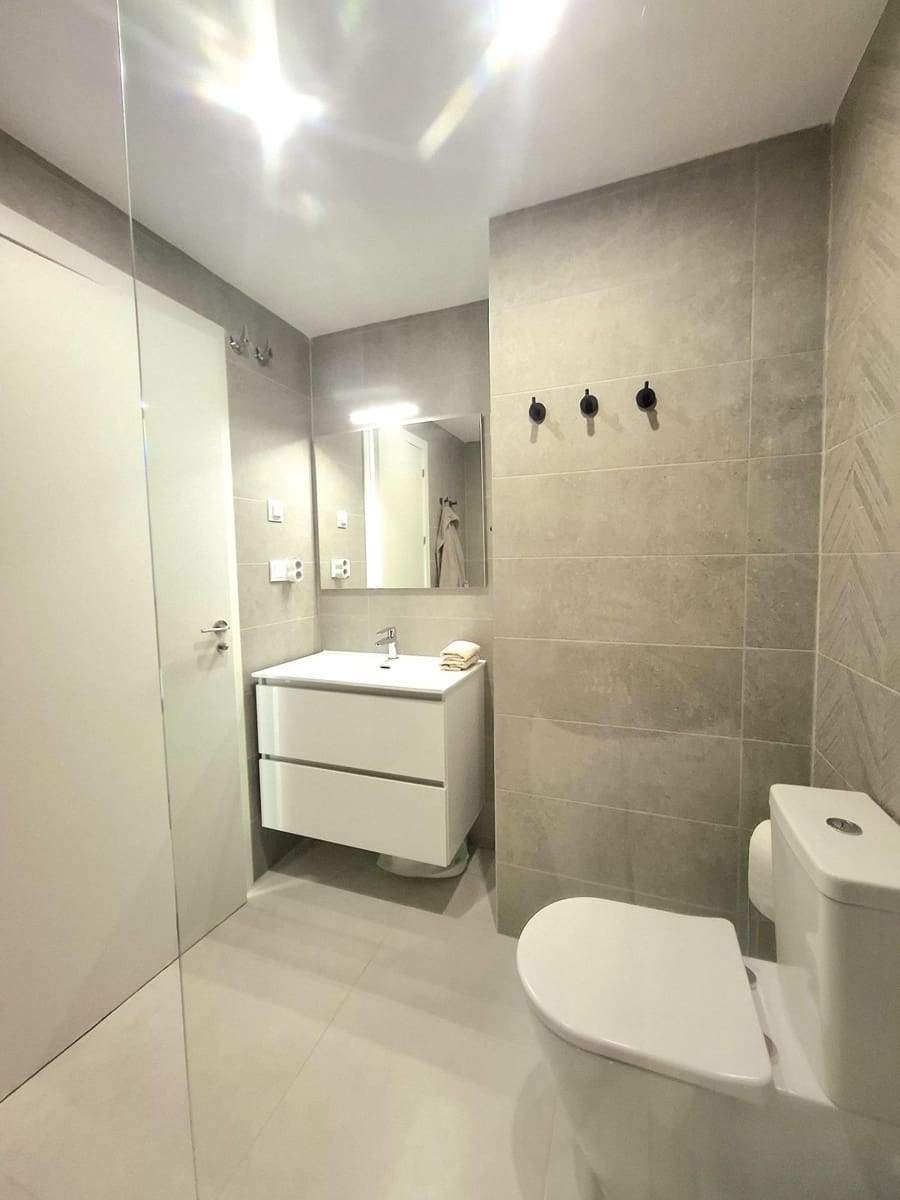 Apartamento de 3 habitaciones en Orihuela Costa en venta con piscina garaje - 390.000 € (Ref: 10063296)