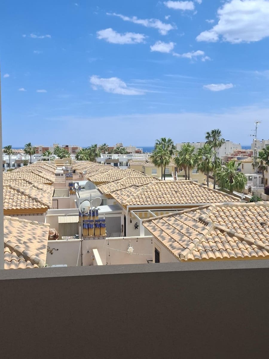 Apartamento de 3 habitaciones en Orihuela Costa en venta con piscina garaje - 390.000 € (Ref: 10063296)