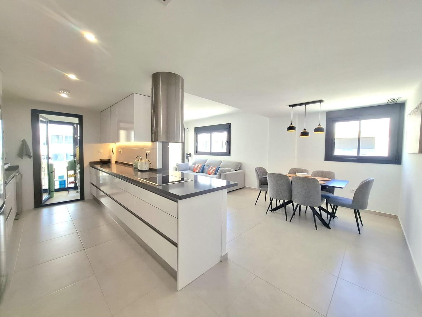 Apartamento de 3 habitaciones en Orihuela Costa en venta con piscina garaje - 390.000 € (Ref: 10063296)