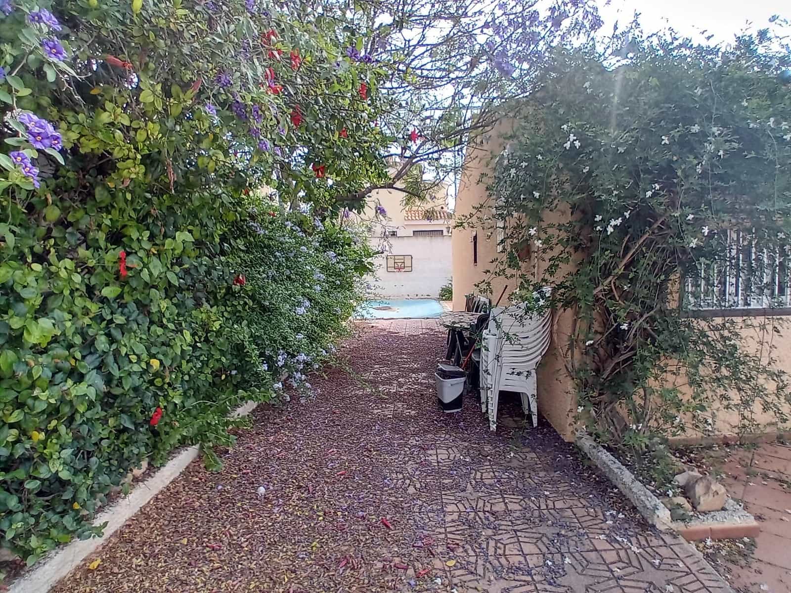 Chalet de 2 habitaciones en Bolnuevo en venta con piscina garaje - 267.000 € (Ref: 10063304)