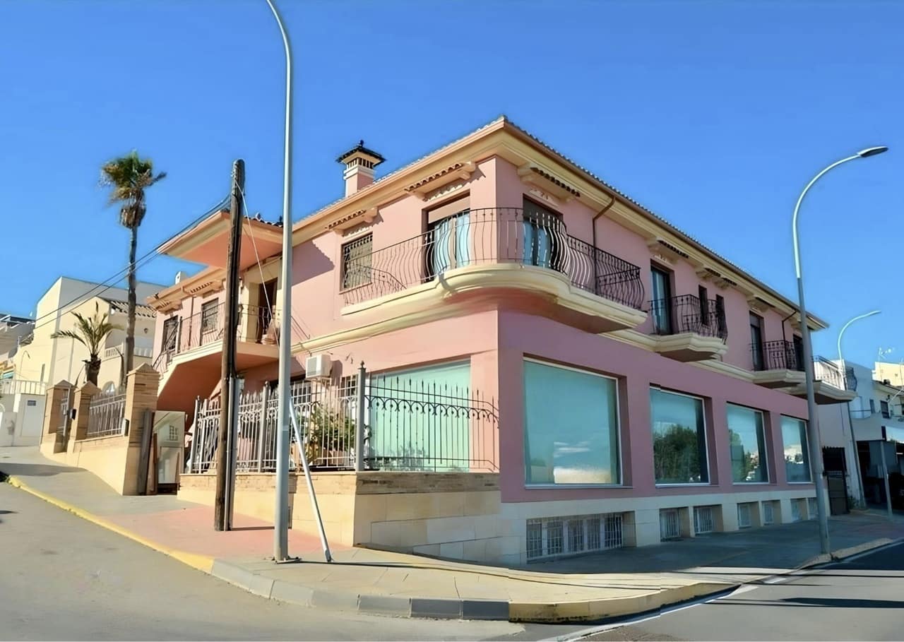 4 bedroom Townhouse for sale in San Miguel de Salinas with pool - € 990,000 (Ref: 10063315)