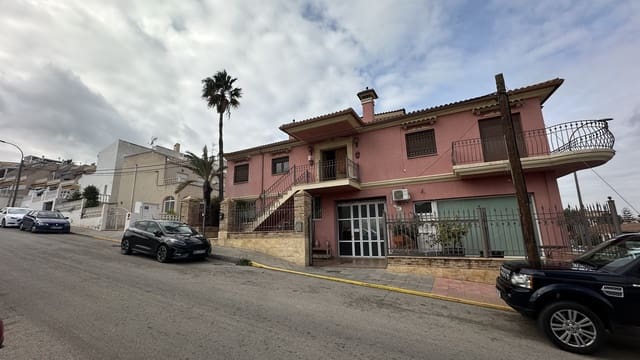 4 bedroom Townhouse for sale in San Miguel de Salinas with pool - € 990,000 (Ref: 10063315)