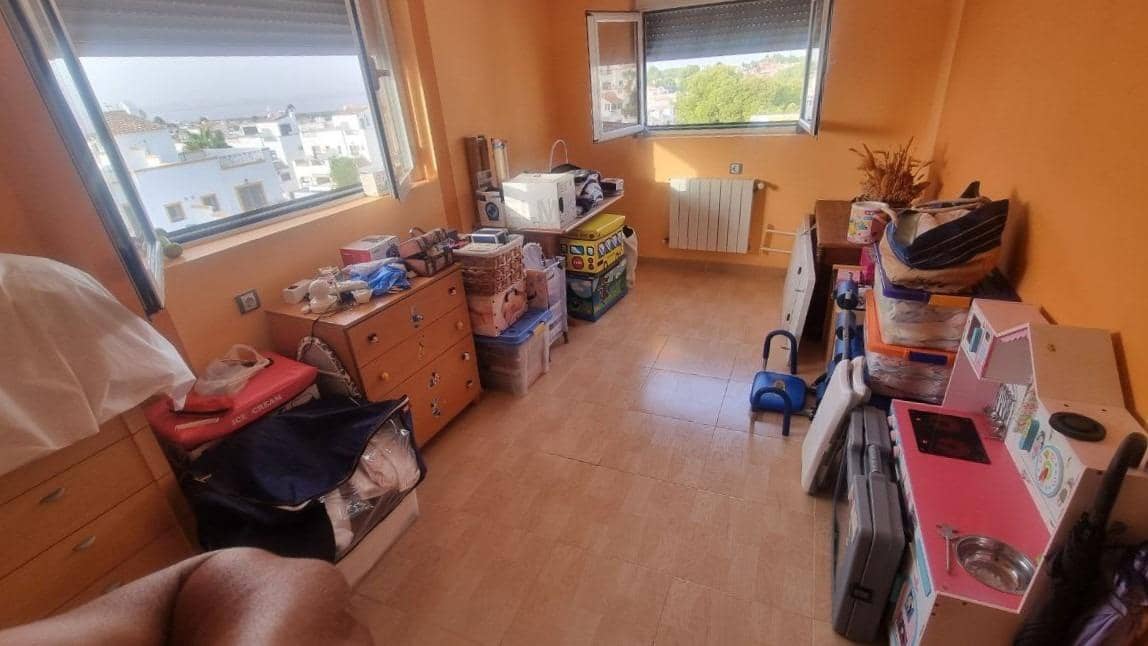 6 soverom Hus til salgs i Orihuela Costa med svømmebasseng garasje - € 280 000 (Ref: 10063319)