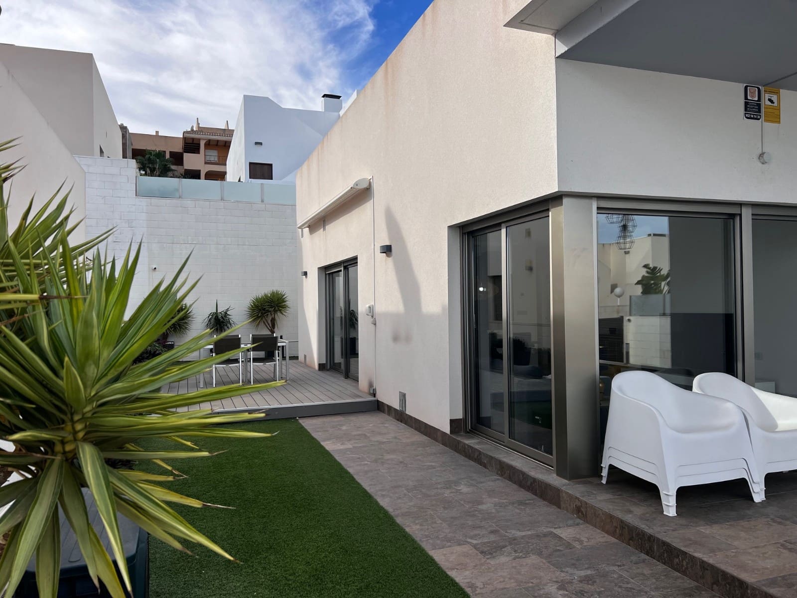 3 soveværelse Villa til salg i Orihuela Costa med swimmingpool - € 439.000 (Ref: 10063321)