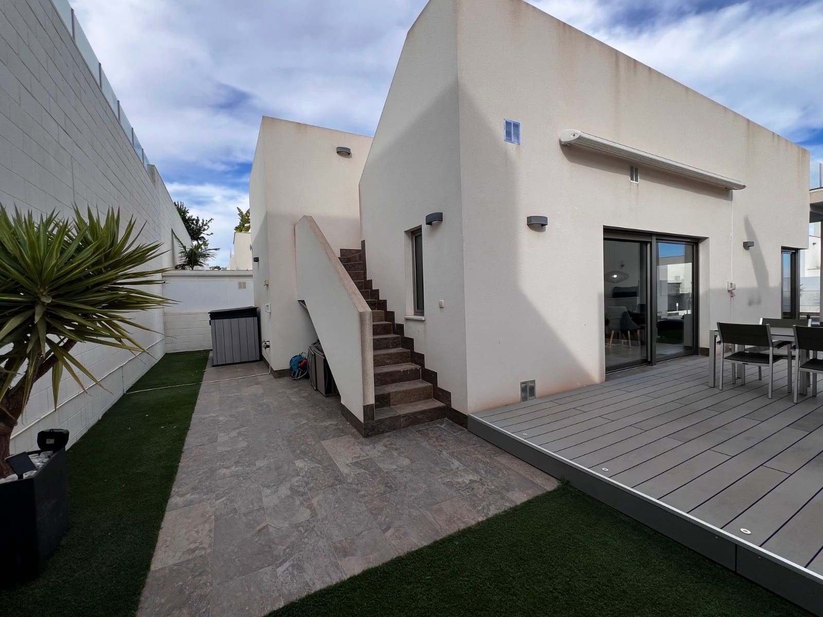 3 soveværelse Villa til salg i Orihuela Costa med swimmingpool - € 439.000 (Ref: 10063321)