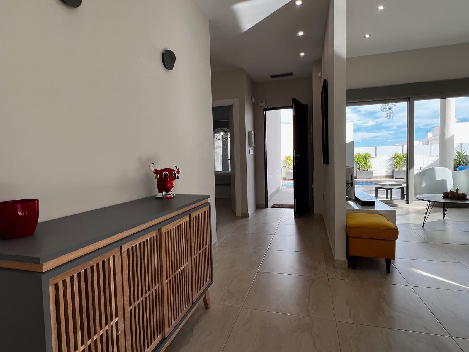 3 soveværelse Villa til salg i Orihuela Costa med swimmingpool - € 439.000 (Ref: 10063321)