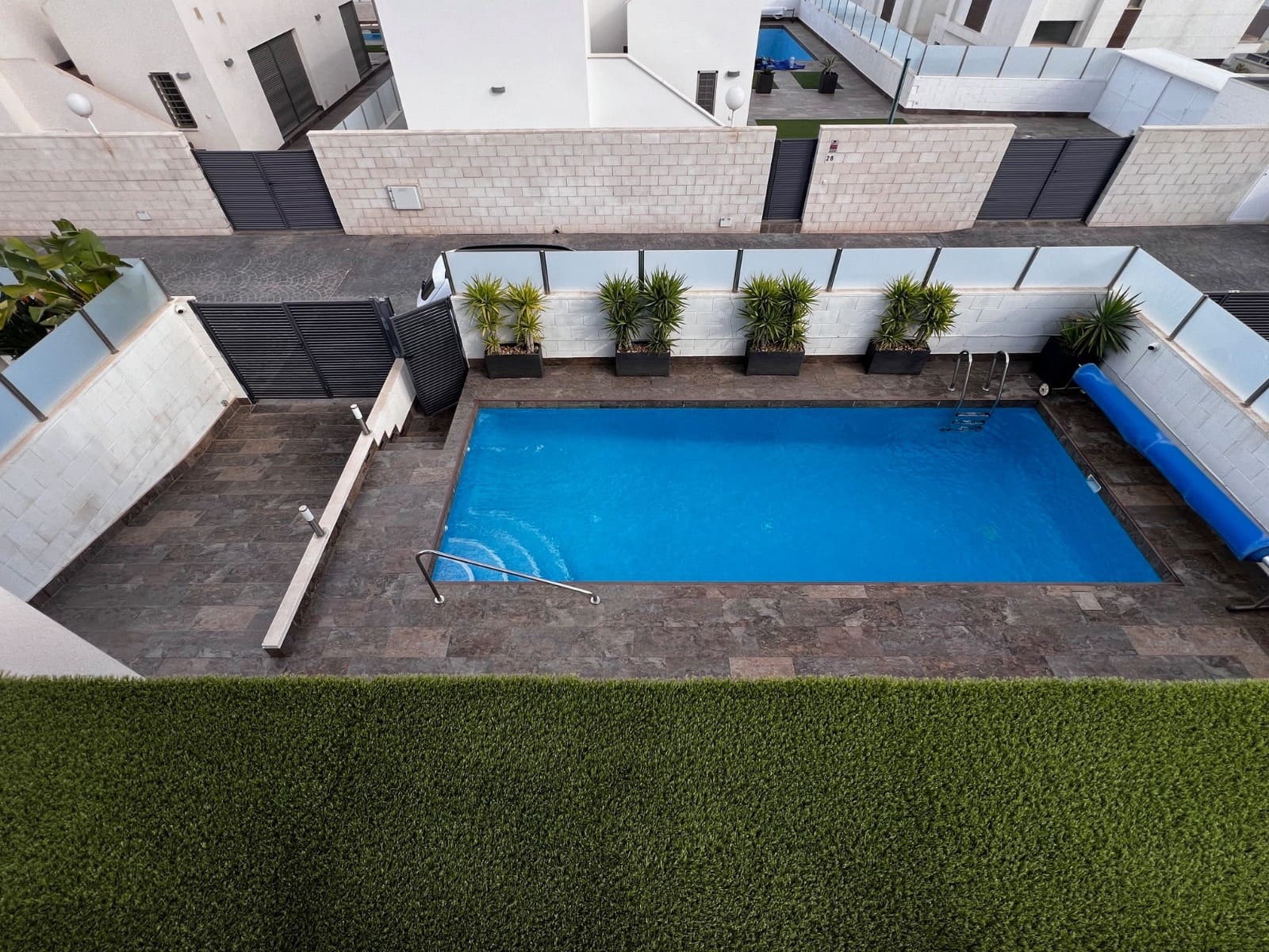 3 soveværelse Villa til salg i Orihuela Costa med swimmingpool - € 439.000 (Ref: 10063321)