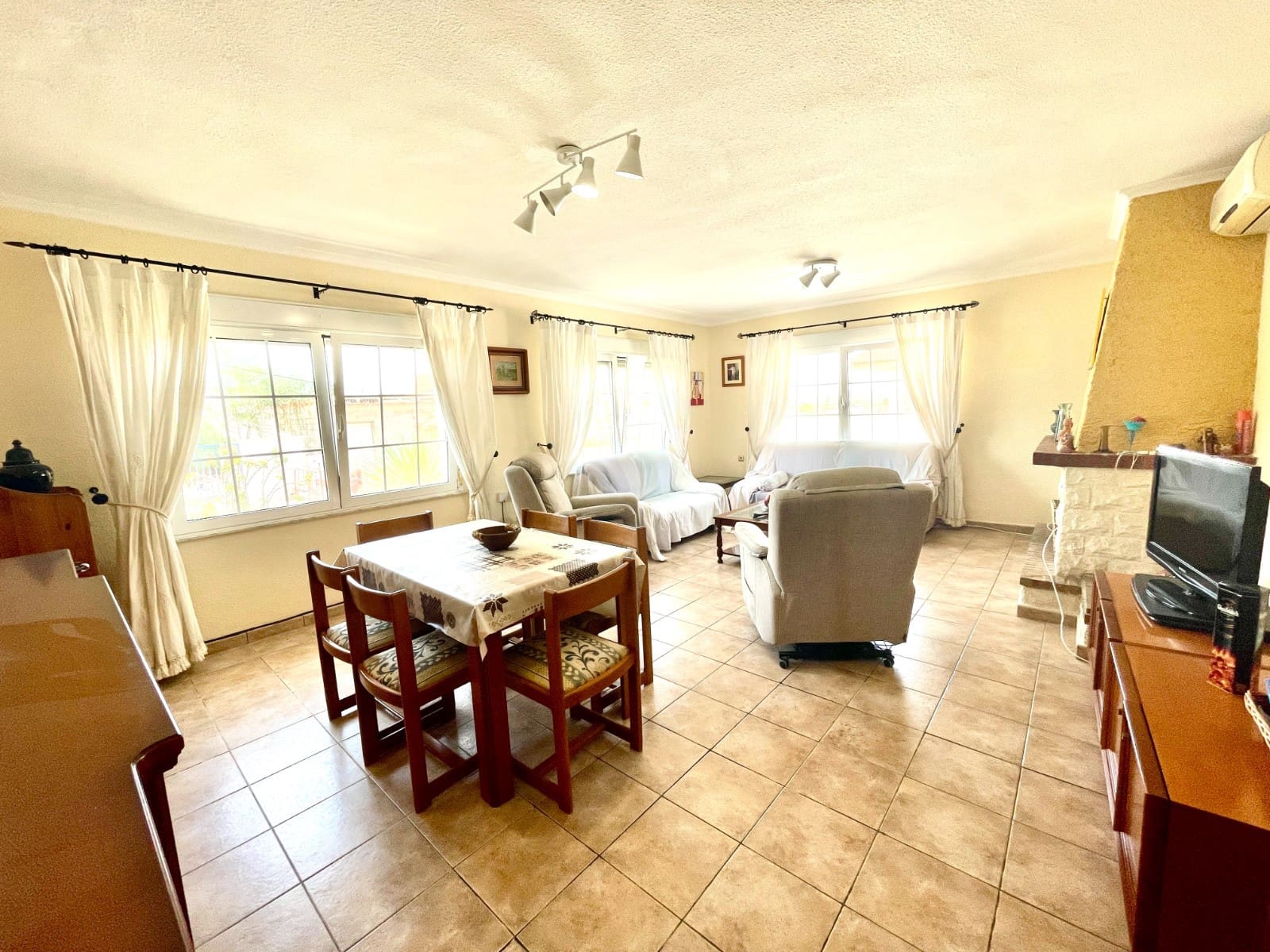 4 chambre Villa/Maison à vendre à Benijofar avec piscine garage - 416 000 € (Ref: 10063324)