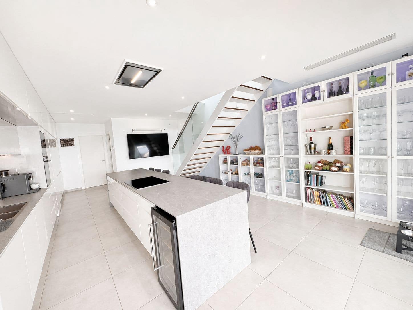 Chalet de 4 habitaciones en Benijófar en venta con piscina garaje - 795.995 € (Ref: 10063325)