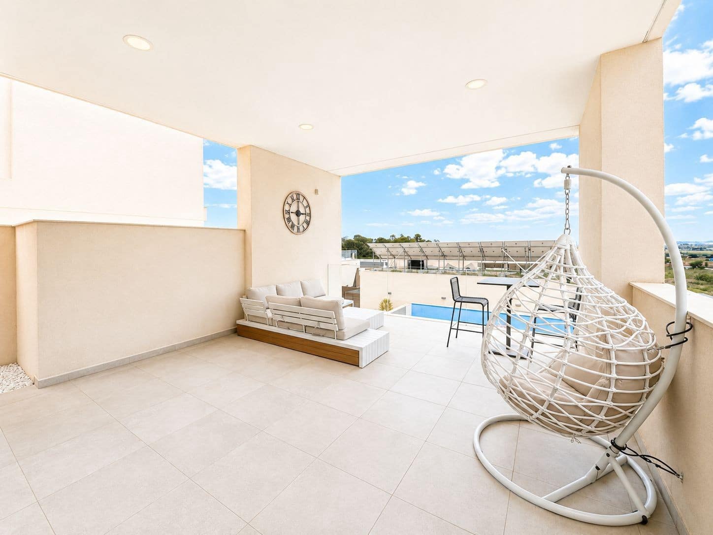 Chalet de 4 habitaciones en Benijófar en venta con piscina garaje - 795.995 € (Ref: 10063325)
